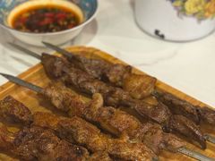 -乡村馕坑肉·烧烤·新疆菜·本地人更爱吃(阿勒泰首店)