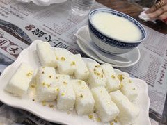 -周大娘牛乳(旧寨古村总店)