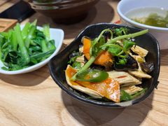 -长乐川式面馆·现炒浇头(石门二路店)