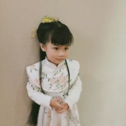 -盘子女人坊古装写真摄影(厦门总店)