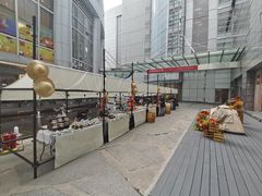 -上海来福士广场