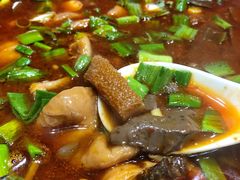 牛腩肥肠鸭血锅-金锅小厨(乐活街店)