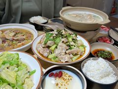 -叁煨蹄花·下饭盐帮菜(人民广场店)