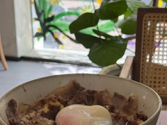 炙烧肥牛葱油温泉蛋拌饭-The Good Place好地方·Brunch·coffee(国贸店)