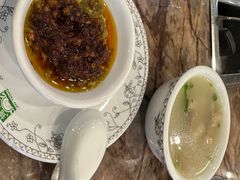 -鲁朗纳麦石锅鸡庄园