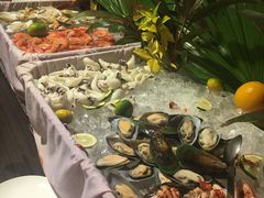-海口绿发希尔顿酒店-田园汇自助餐·三文鱼·海鲜