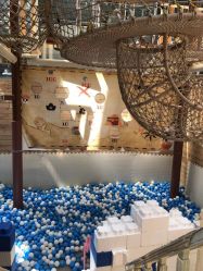 -PIPIKINGDOM皮皮王国欢乐号(欢乐海岸购物中心店)