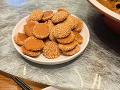 -俭寨大盘鸡·手抓肉·烧烤新疆菜(乌苏路店)