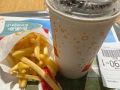 -麦当劳(中山公园龙之梦店)