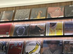 -黑胶星球(华发中城商都店)