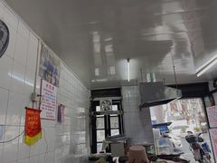 -黄阿姨锅贴大王(万航渡路店)