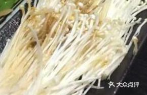 Enoki Mushroom and Dried Tofu Stir-fry