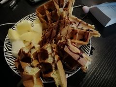 -初见咖啡(青大路店)
