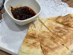 -江小渔鲜鱼火锅(冠亚星城店)