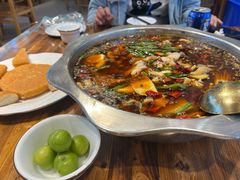 -乡土特色.冷锅鱼.牦牛肉汤锅