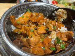 照烧鸡腿饭-明洞阿姨·韩式酱蟹烤肉·创意料理(三元桥店)