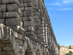 -塞哥维亚输水道