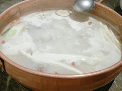 -三人行骨头王火锅(长寿店)