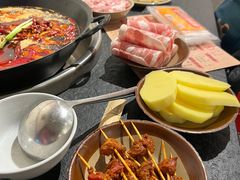 -四小区火锅·巷子里的重庆火锅(花照壁店)