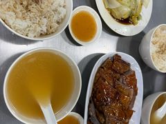 -华香鹅快餐店