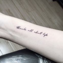 -蜉蝣刺青纹身定制