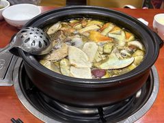 -菌之家·专业纯野生菌火锅·特色炒菌