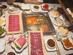 -海底捞火锅鲜切牛肉主题店(长寿路店)
