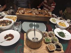 -九十九顶毡房(阜石路店)