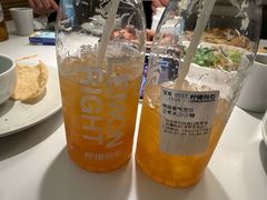 -柠檬向右(宝杨宝龙店)