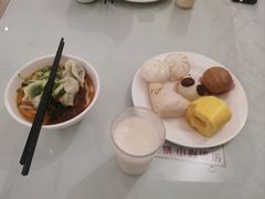 -裕龙汤泉