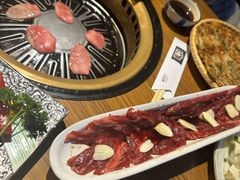 -炼火烤肉店