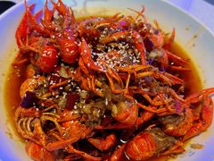 -红盔侠小龙虾(海宁银泰店)
