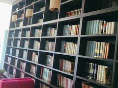 -喜鹊愉家酒店(郑州曼哈顿博览中心地铁站店)