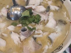 -老六饭店(翠通路店)