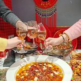 正宗四川美食吃个够,春节过节不打烊!