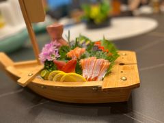 -鼎泰亨·海鲜牛肉餐厅(滨江店)