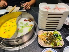 -江小渔鲜鱼火锅(西二道街店)
