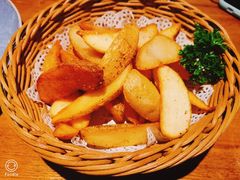 炸薯角-JINNS锦时 steak&pizza(浸信会礼拜堂旧址店)