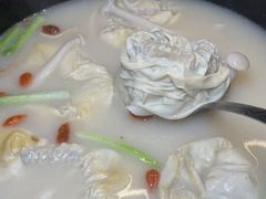 -江南驿·二十余年创意杭帮味(良渚玉鸟集店)