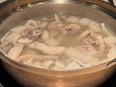 -烹然四季椰子鸡火锅(姚家园万象汇店)