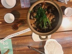 -食爺炭炉鸡煲·烧烤