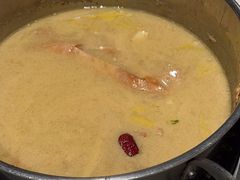 -三人行骨头王火锅(长寿店)