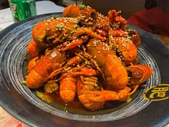 招牌油焖大虾-肥肥虾庄·金牌油焖大虾(汉街SKP店)