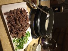 英子狗肉馆-英子补身汤(海兰路店)
