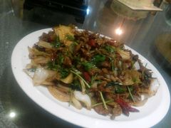 -嘎吧锅私家菜馆(新村十区店)