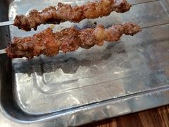 烤羊肉串-清真吴记门钉肉饼·喜多利
