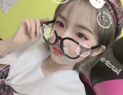 -变画·发型STUDIO