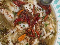 -姚姚酸菜鱼·金戈戈香港豉油鸡(喜荟城联名店)