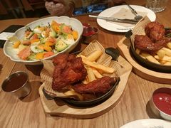 -芭莉与彩虹西餐厅(成都合生汇店)