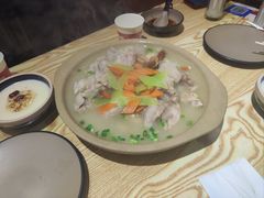 -叁煨蹄花·下饭盐帮菜(人民广场店)
